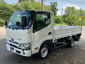 Toyota Dyna 2024 Lorry (Used)