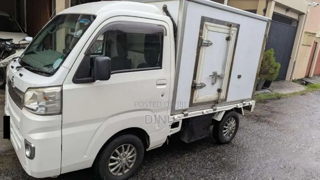 Daihatsu Freezer 2015 Lorry (Used)