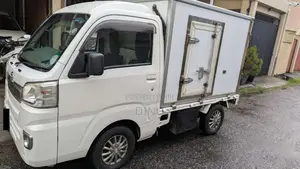Daihatsu Freezer 2015 Lorry (Used)