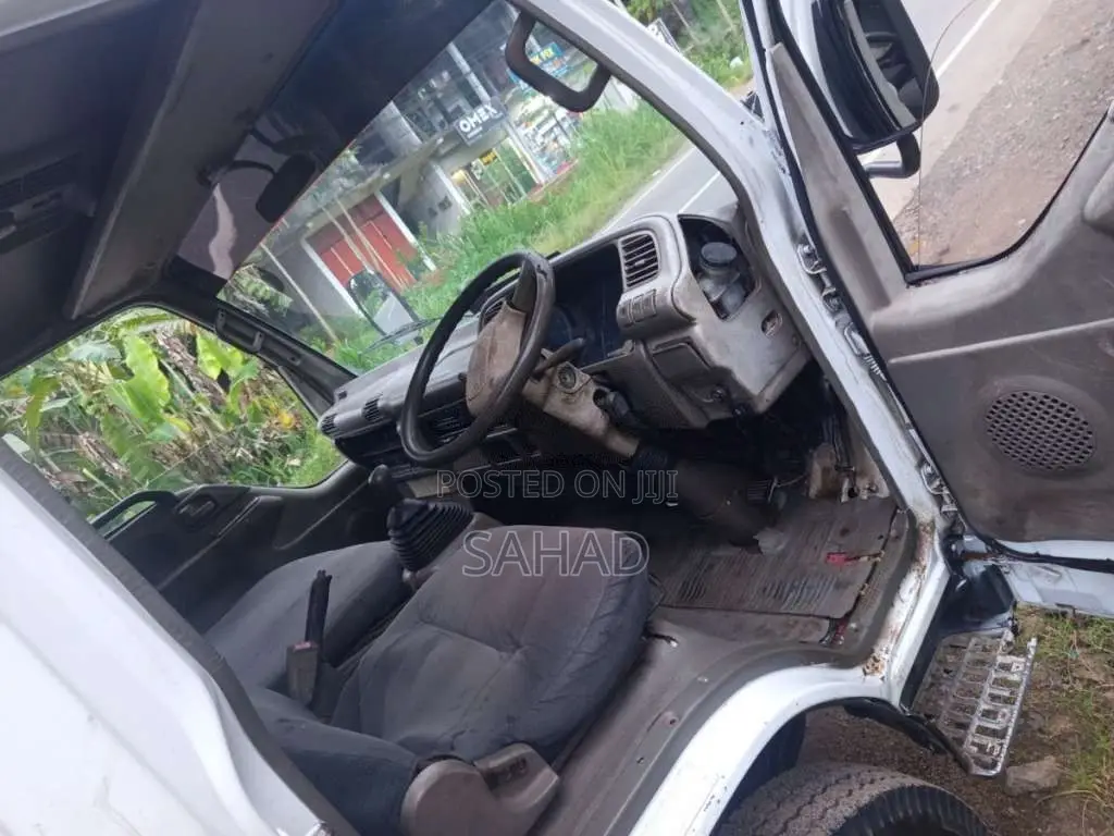 Isuzu Isuzu 1997 Lorry (Used)