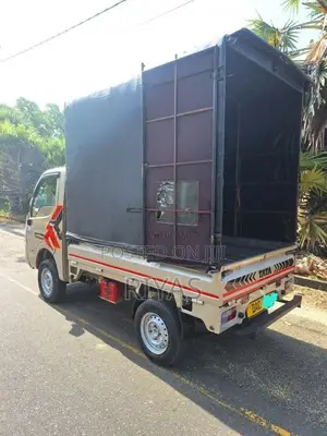 Tata EXPRESS 2015 Lorry (Used)