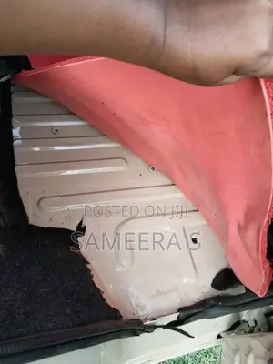 Tata Dimo Batta 2013 Lorry (Used)