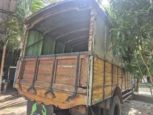 Isuzu TX 1984 Lorry (Used)