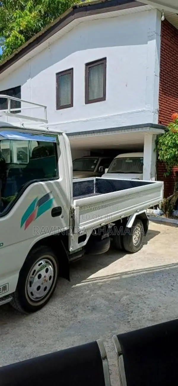 Isuzu ELF 150 2006 Lorry (Used)