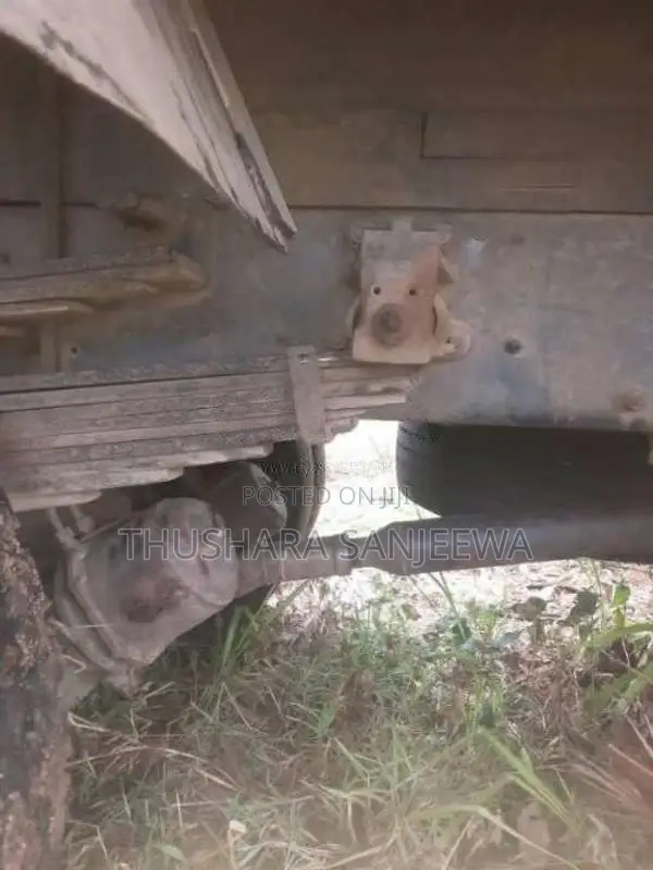 Tata 1615 2002 Lorry (Used)