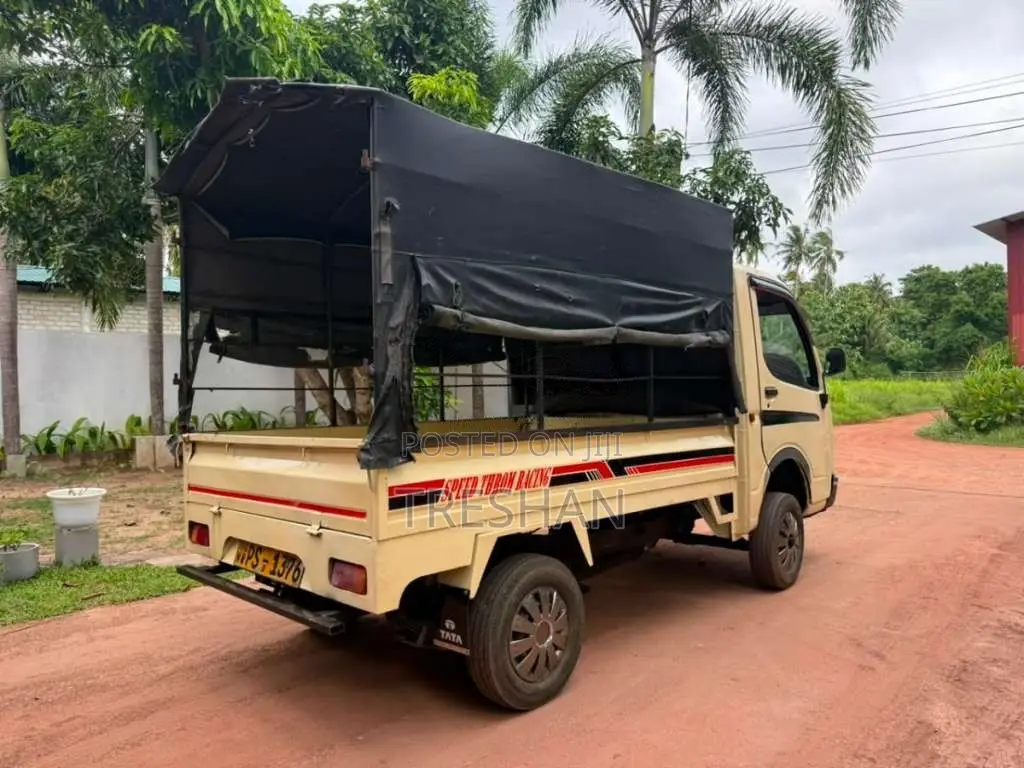 Tata Dimo Batta 2012 Lorry (Used)