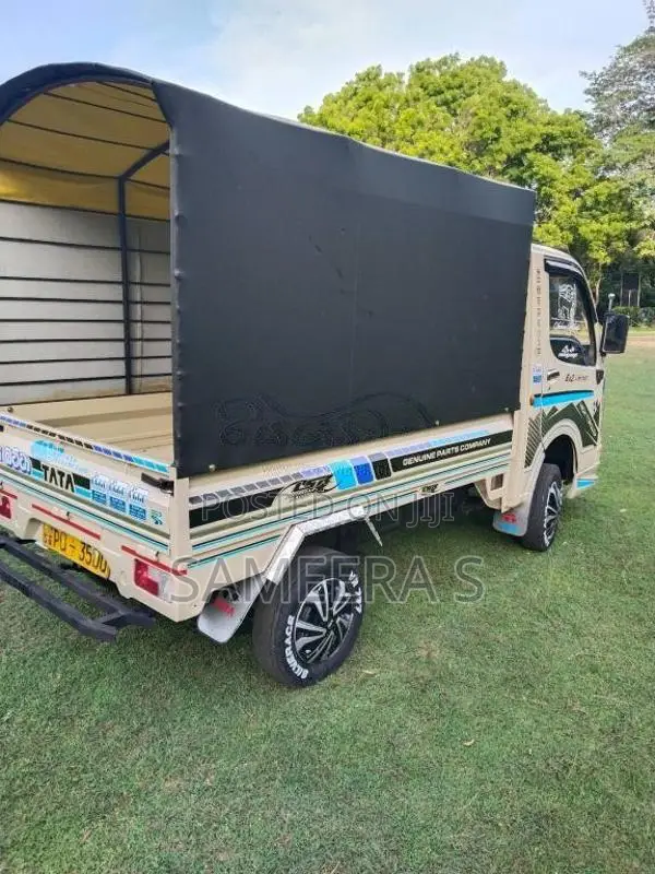 Tata Dimo Batta 2013 Lorry (Used)