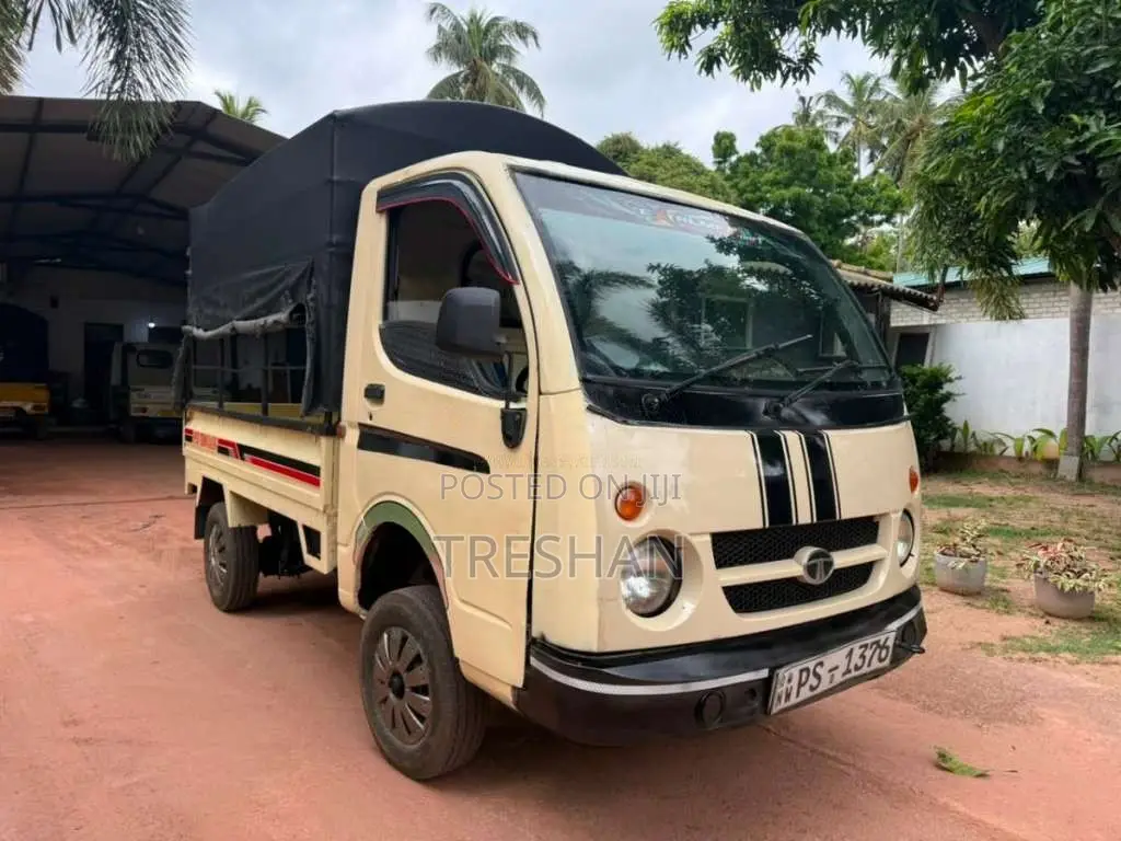 Tata Dimo Batta 2012 Lorry (Used)