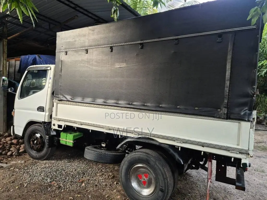 Mitsubishi Canter 2005 Lorry (Used)