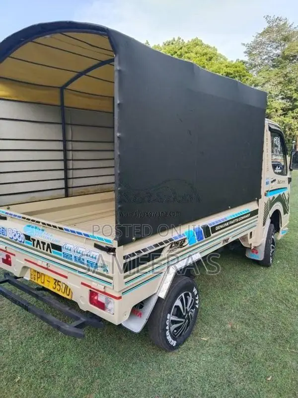 Tata Dimo Batta 2013 Lorry (Used)
