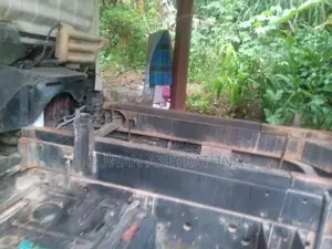 Isuzu Juston ForWard 1996 Lorry (Used)