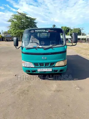 Toyota Dyna 1993 Lorry (Used)