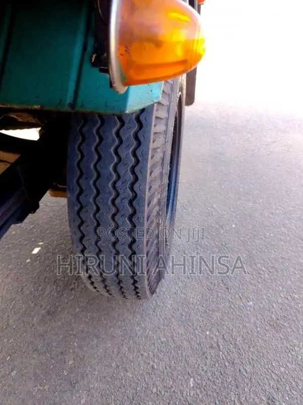 Toyota Dyna 1993 Lorry (Used)