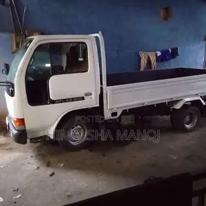 Nissan Atlas 2005 Lorry (Used)