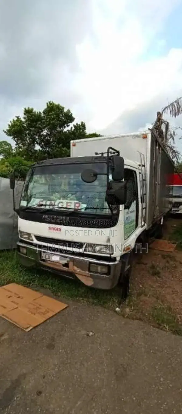 Isuzu Forward 2006 Lorry (Used)