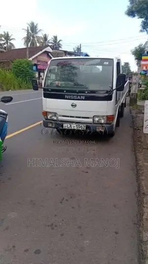 Nissan Atlas 2005 Lorry (Used)