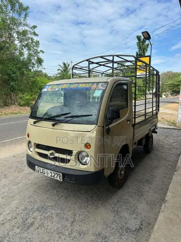 Tata Dimo Batta 2009 Lorry (Used)