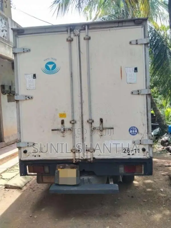 Toyota TOYOACE 2002 Lorry (Used)