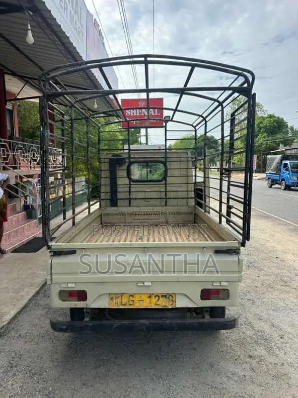Tata Dimo Batta 2009 Lorry (Used)