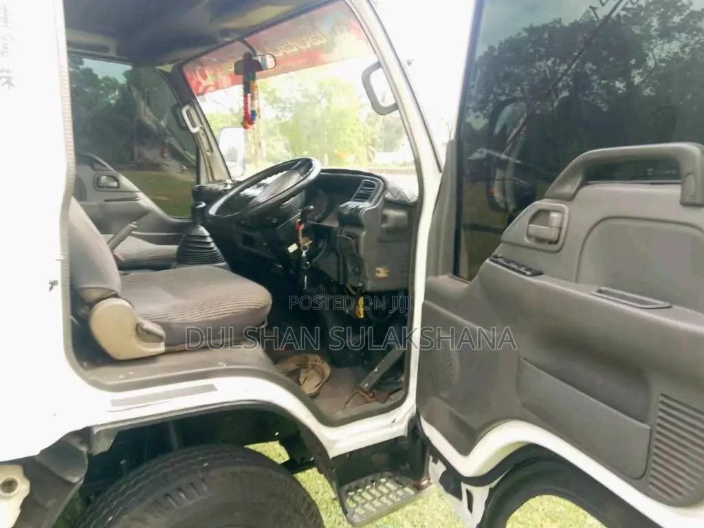 Isuzu 14.5 2002 Lorry (Used)