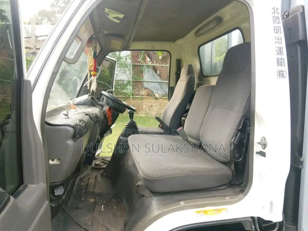 Isuzu 14.5 2002 Lorry (Used)