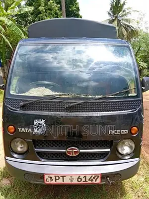 Tata Dimo Batta 2012 Lorry (Used)