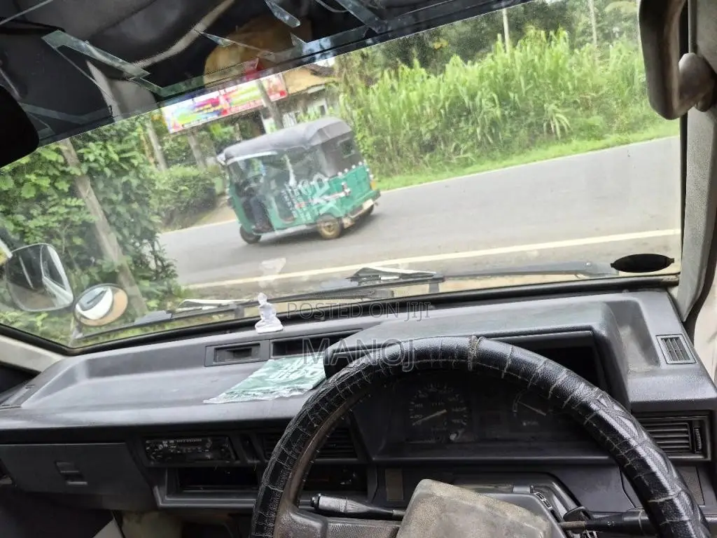 Toyota LiteAce 1999 Lorry (Used)