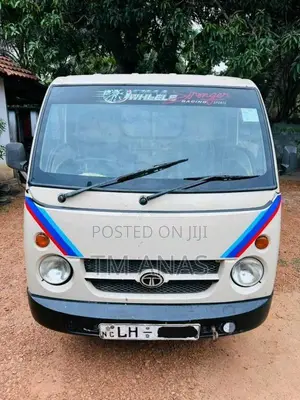 Tata Dimo Batta 2010 Lorry (Used)