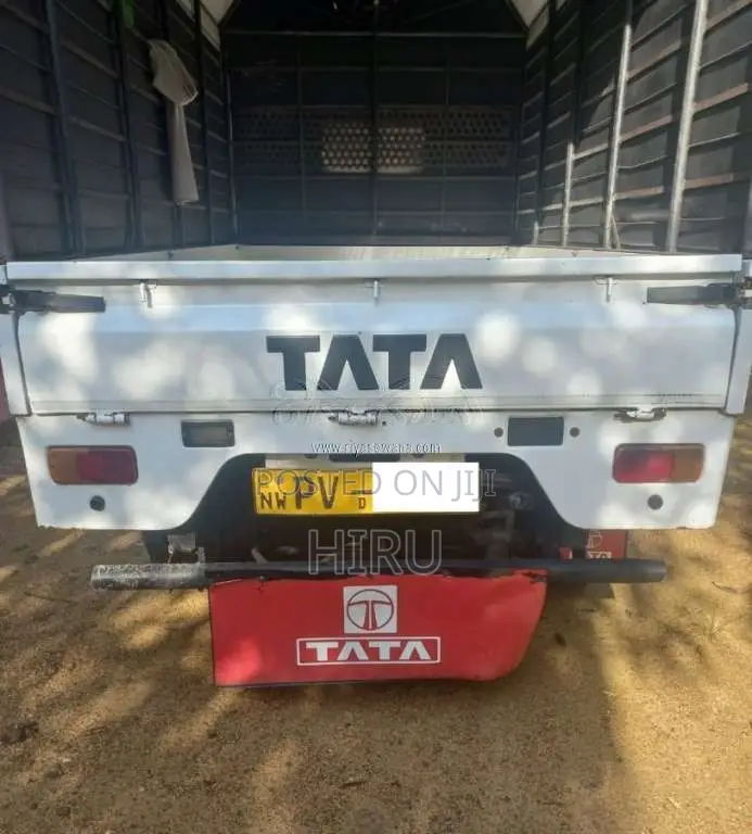 Tata Dimo Lokka 2013 Lorry (Used)