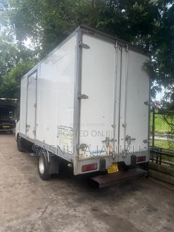 Toyota Dutro 2007 Lorry (Used)