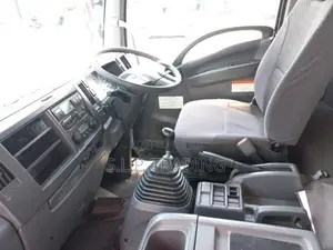 Isuzu Forward 2018 Lorry Unregistered (Recondition)