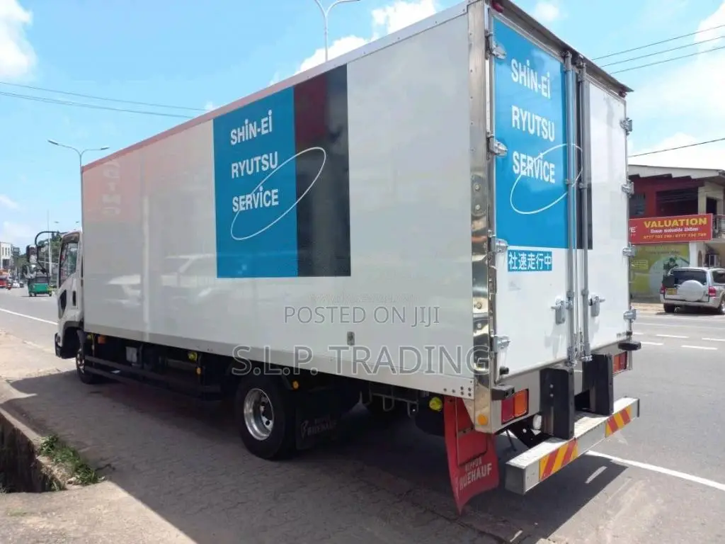 Isuzu Forward 2018 Lorry Unregistered (Recondition)