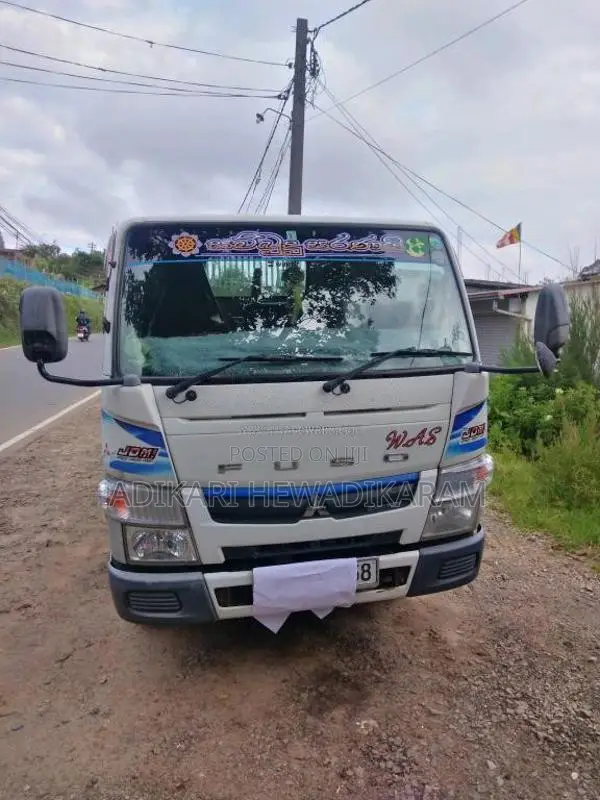 Mitsubishi Fuso 2005 Lorry (Used)