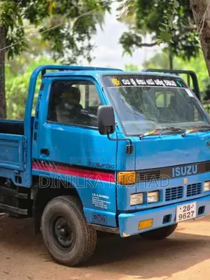 Isuzu Elf 250 1978 Lorry (Used)