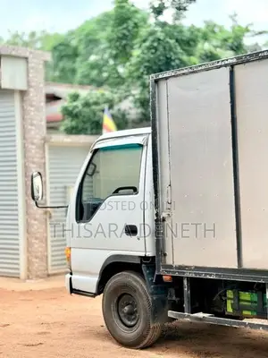 Isuzu ELF 1991 Lorry (Used)