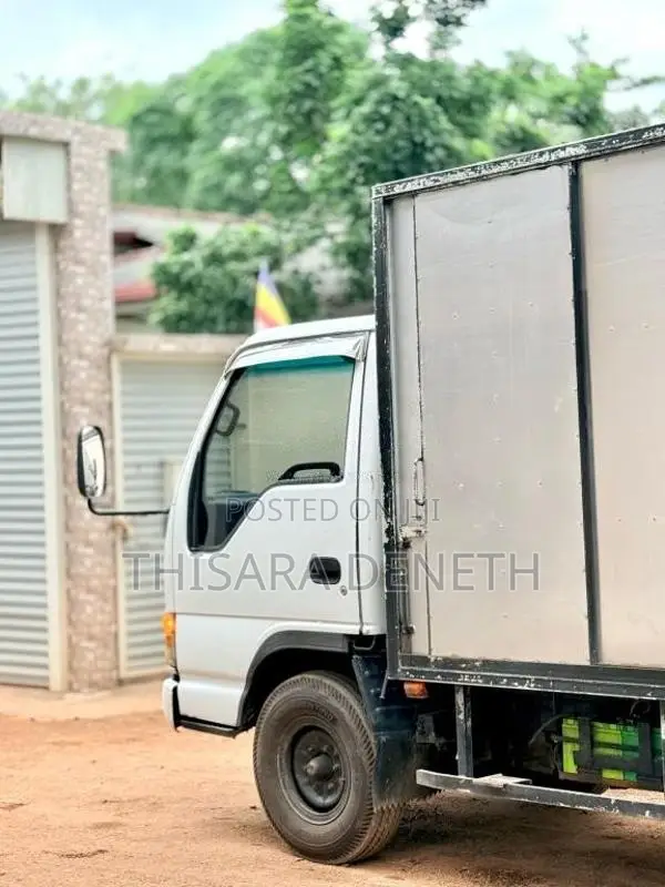 Isuzu ELF 1991 Lorry (Used)