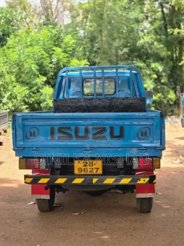 Isuzu Elf 250 1978 Lorry (Used)