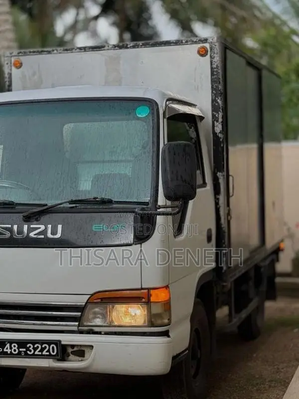 Isuzu ELF 1991 Lorry (Used)