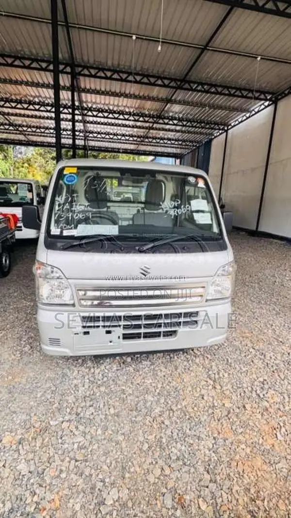 Suzuki Carry 2023 Lorry Unregistered (Recondition)