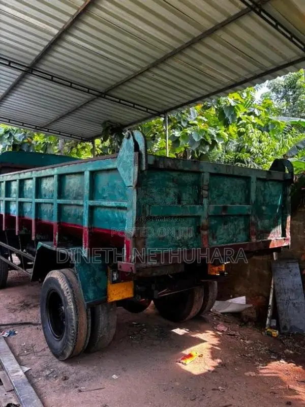 Ashok-Leyland Tipper 2005 Lorry (Used)
