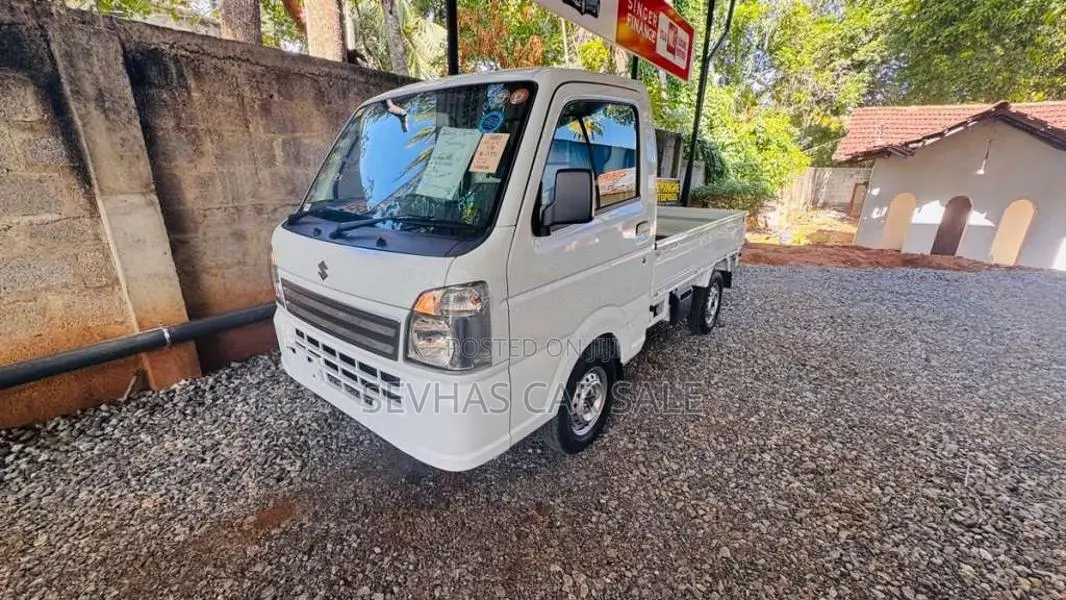 Suzuki Carry 2023 Lorry Unregistered (Recondition)