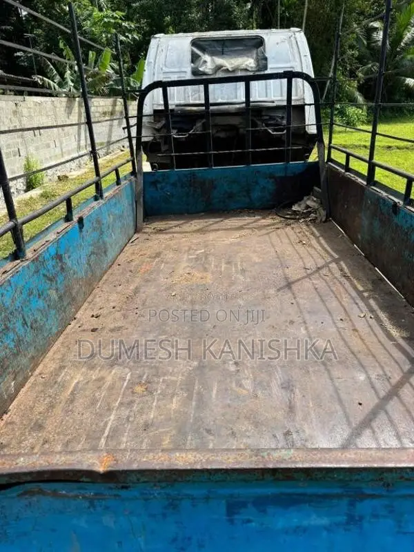Isuzu ELF 1980 Lorry (Used)