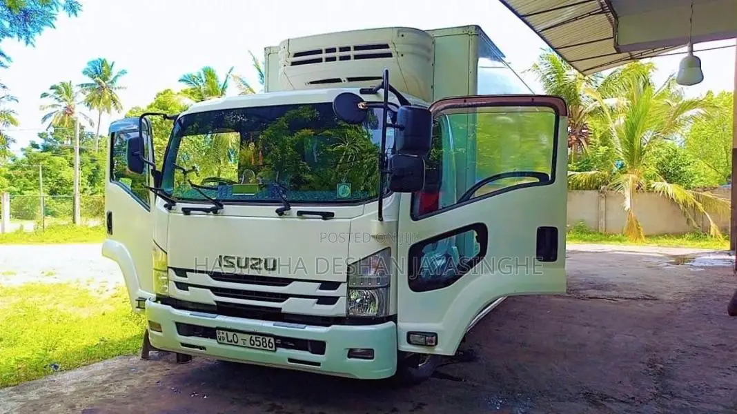 Isuzu Forward 2019 Lorry (Used)