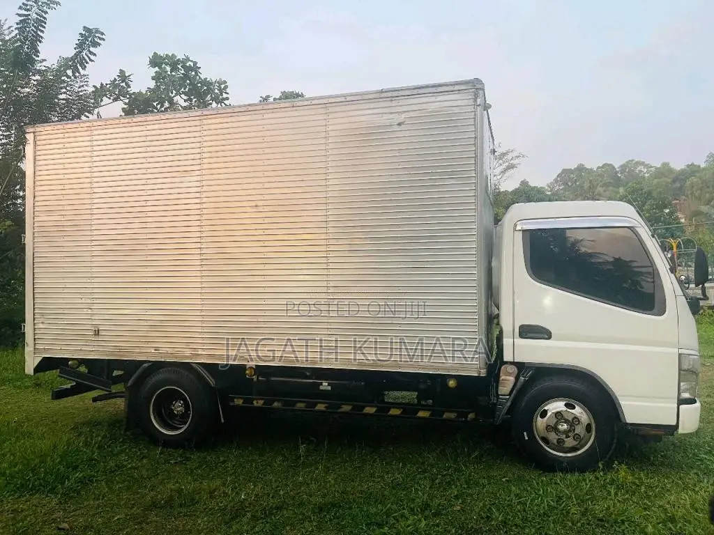 Mitsubishi Canter 2007 Lorry (Used)