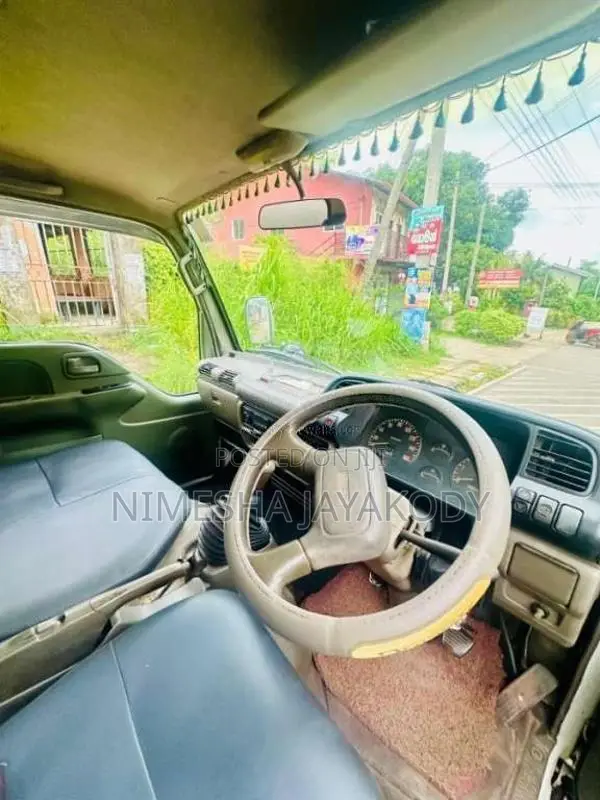 Isuzu NKR66E 1998 Lorry (Used)