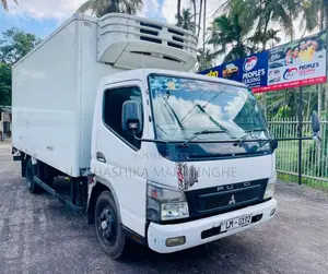 Mitsubishi Canter 2015 Lorry (Used)
