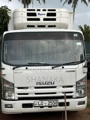 Isuzu Freezer 2013 Lorry (Used)
