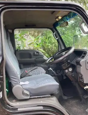 Isuzu Lorry Isuzu 2007 Lorry (Used)
