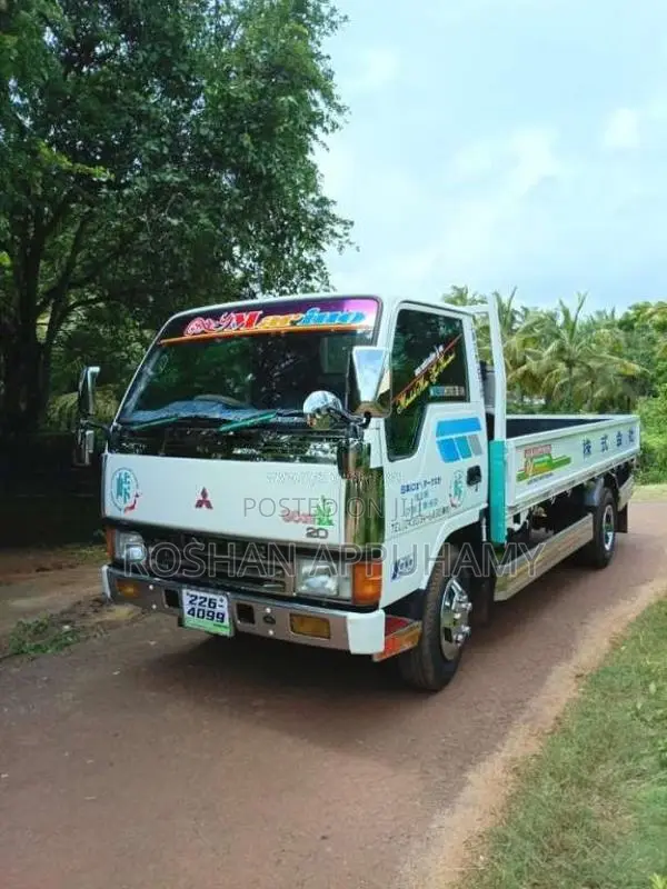 Mitsubishi Canter 1992 Lorry (Used)