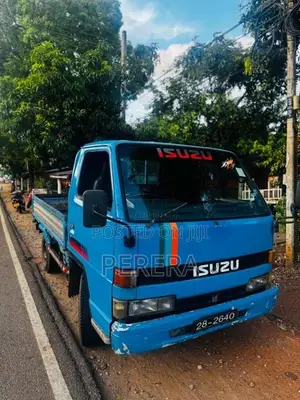 Isuzu ELF 1980 Lorry (Used)